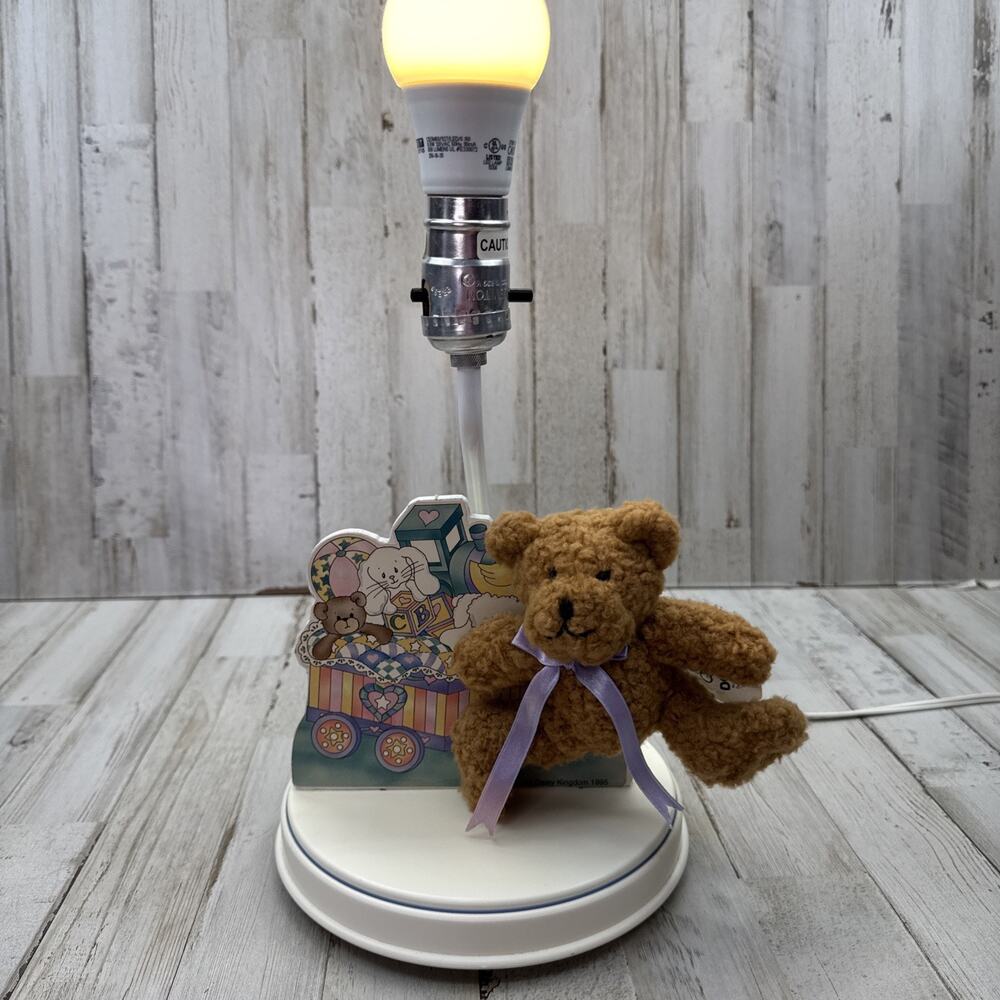 Vintage Teddy Bear Lamp Nursery Table Lamp Daisy Kingdom 1995 Lucy Rigg USA